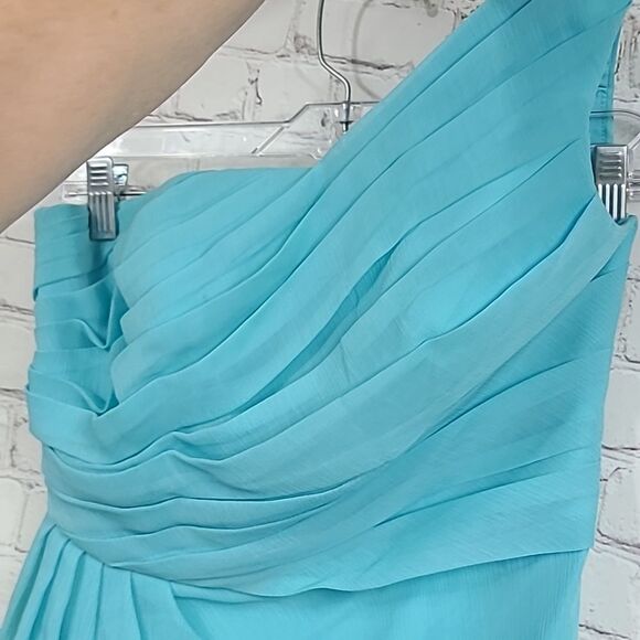 David's Bridal Aqua Crinkle Chiffon One Shoulder Short Bridesmaid Prom Dress 6 - Picture 7 of 14